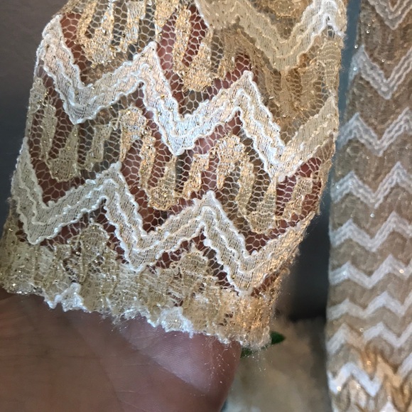 GUC Jessica Howard gold shimmer dress - Picture 3 of 8